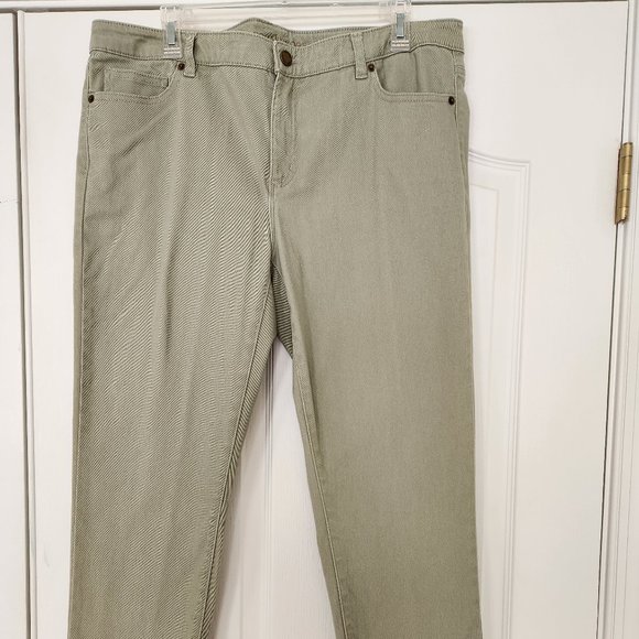 MICHAEL KORS Women’s Skinny Denim Jeans Full Length Celery Green Size 12 - Picture 1 of 11